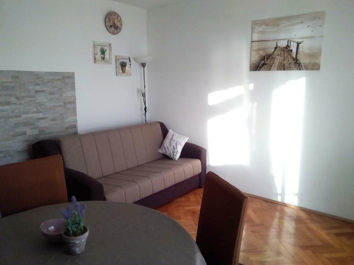 Apartment Nina Senj  Exterior foto